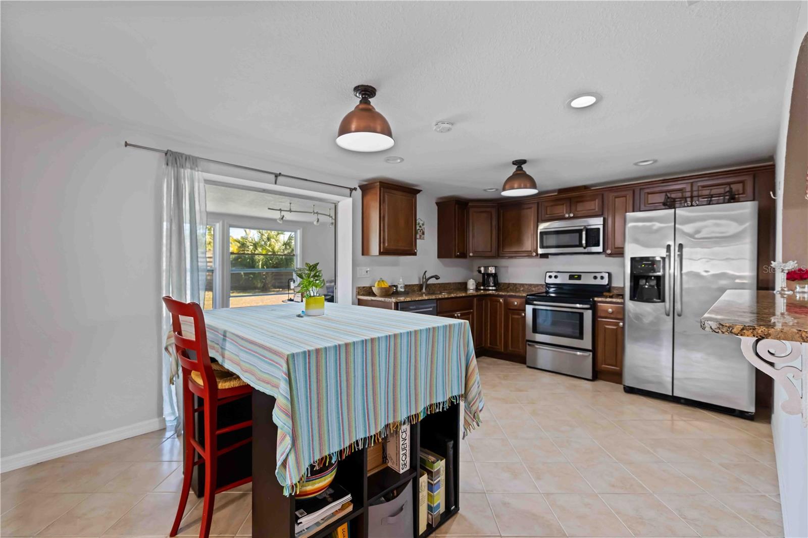 SOUTH VENICE - Residential