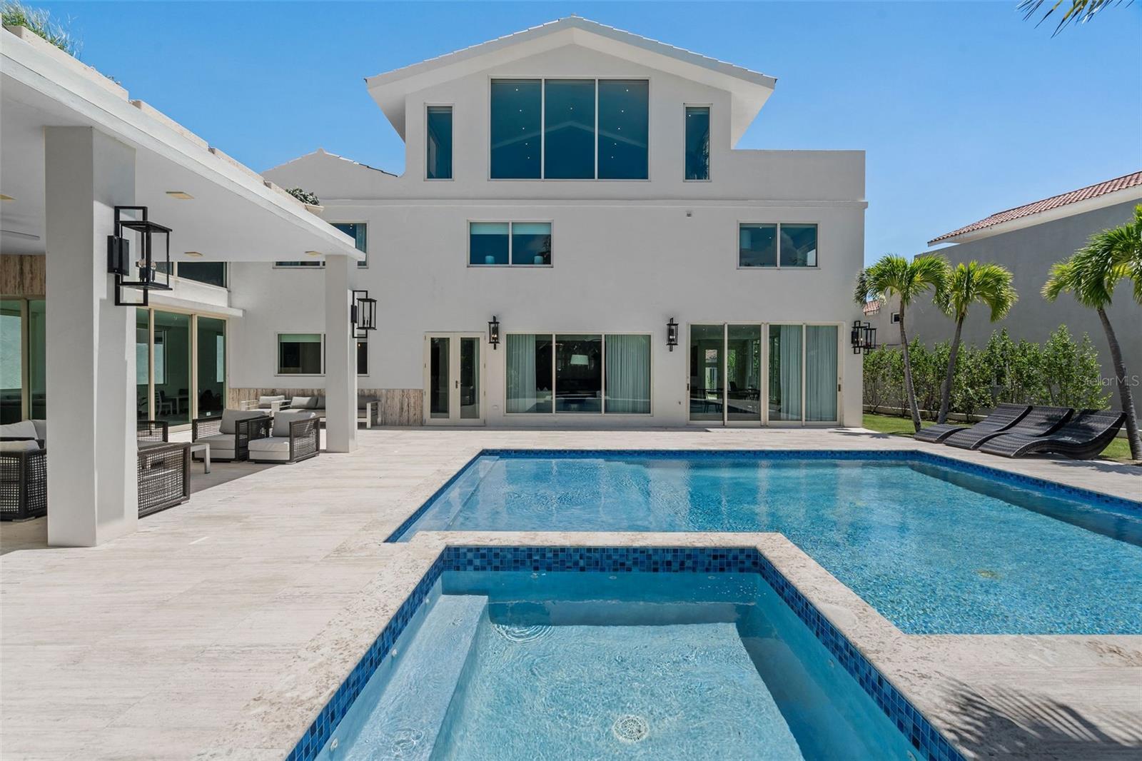 DORADO BEACH EAST - Residential