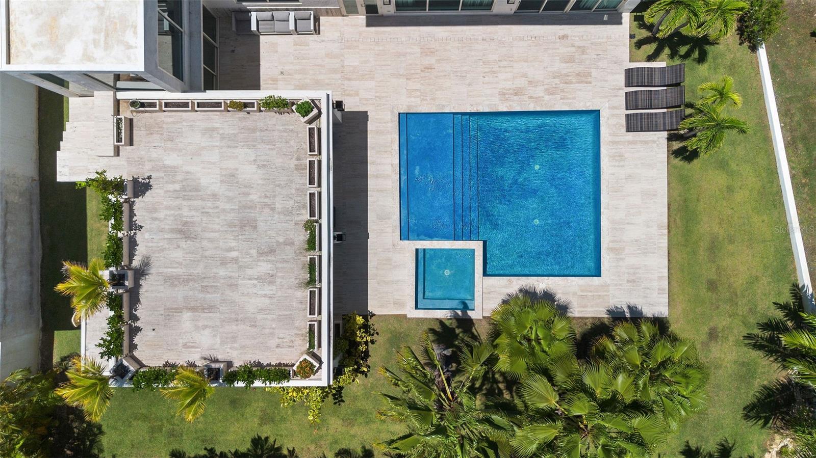 DORADO BEACH EAST - Residential