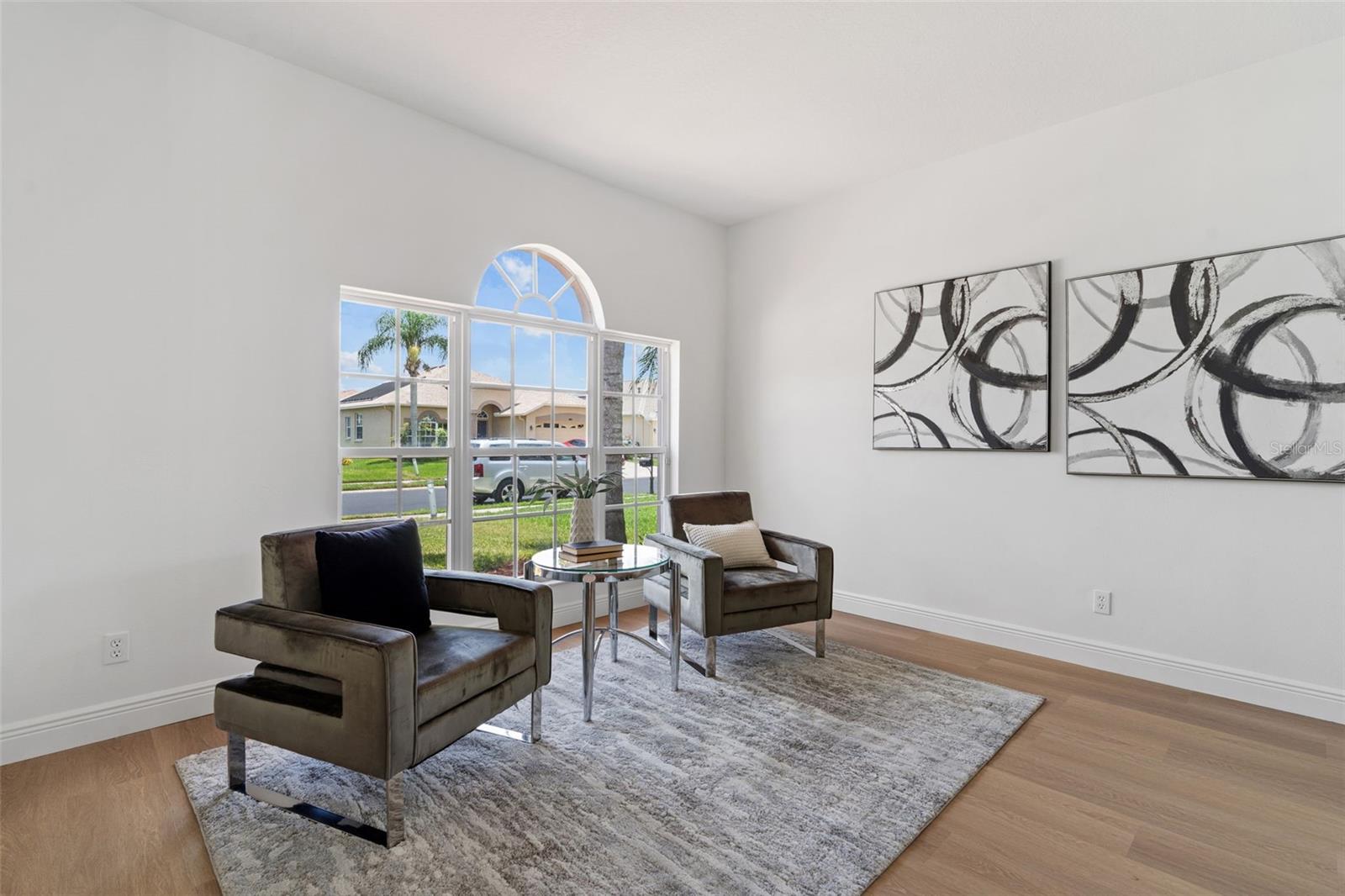 1800 LOCH HAVEN COURT