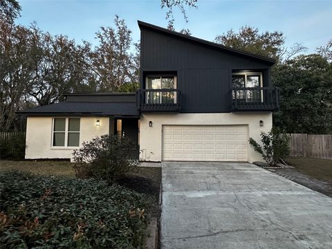 Photo of 14709 Laurel Lake Lane, Lutz, FL 33559 (MLS # TB8462464)