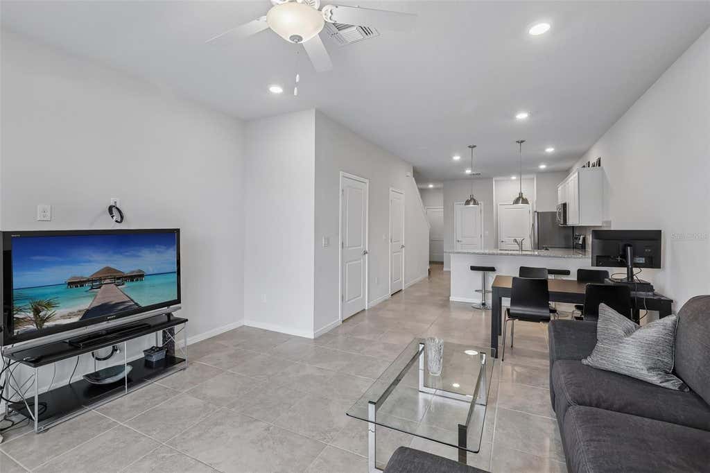 Photo of 31337 Amberview Bend, Wesley Chapel, FL 33545 (MLS # TB8522993)