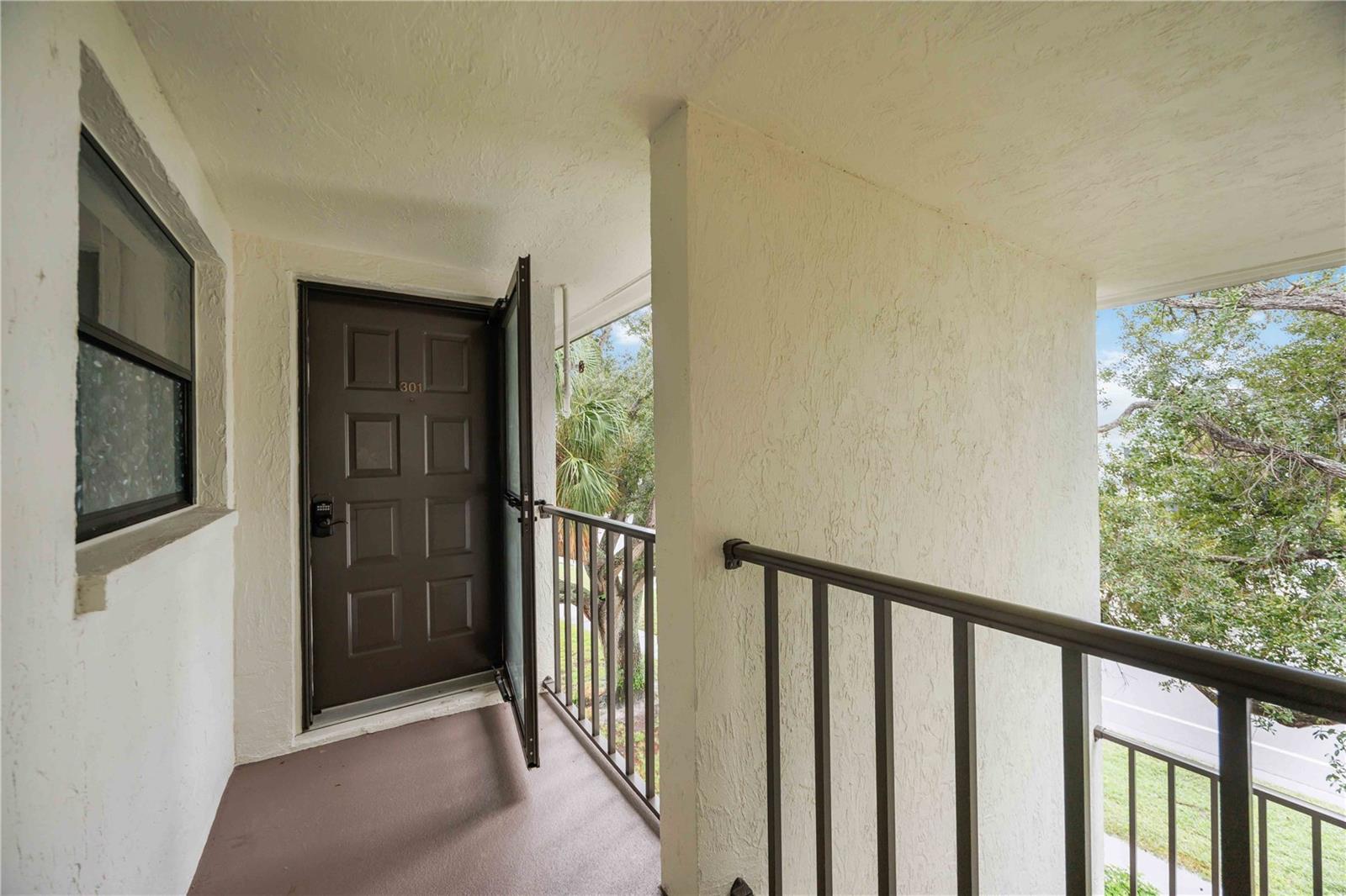 104 CAPRI ISLES BOULEVARD 301, VENICE, FL, 34292 3 104 CAPRI ISLES BOULEVARD 301