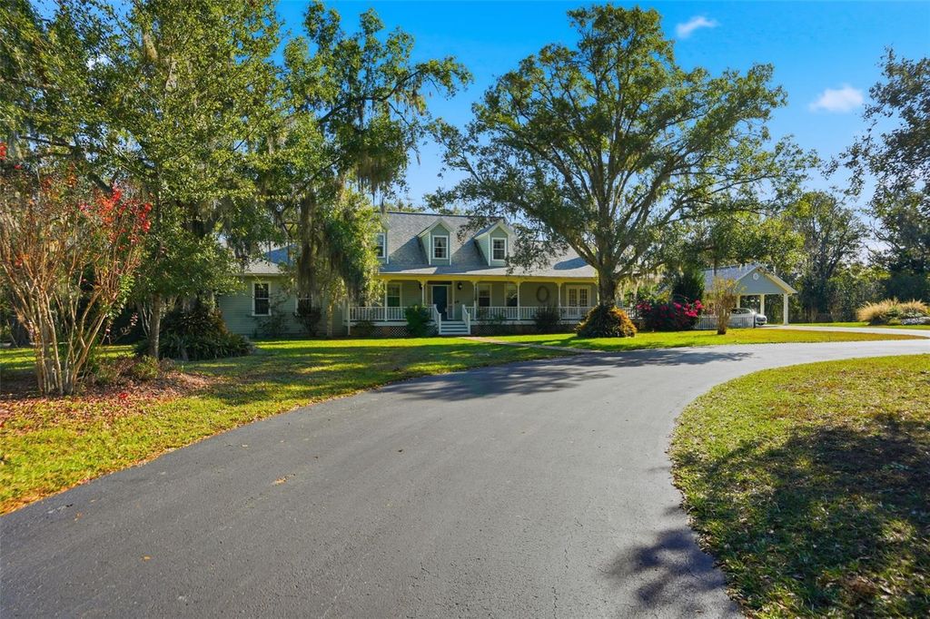 Photo of 3330 Endsley Road, Brooksville, FL 34604 (MLS # W7881229)