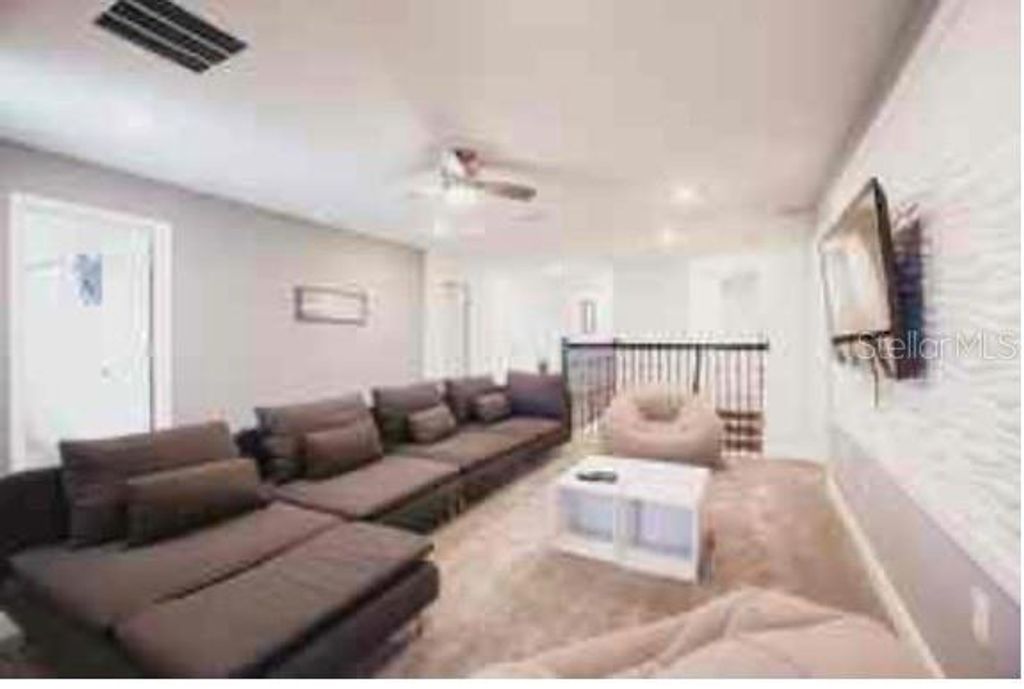 Photo of 9024 Sommerset Hills Drive, Davenport, FL 33896 (MLS # S5130617)