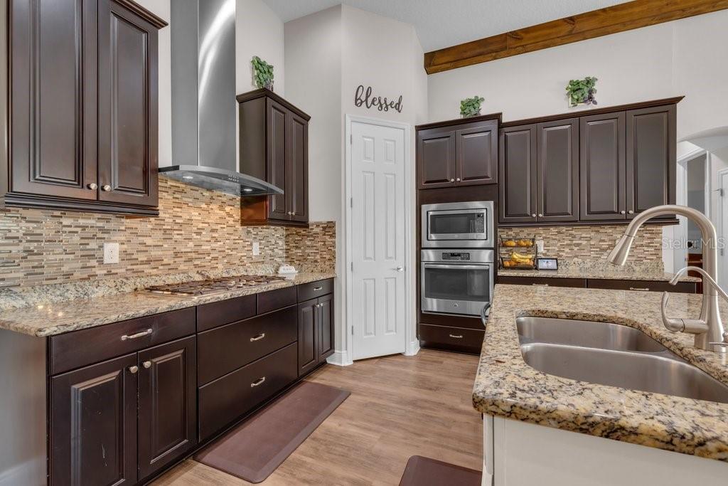 FISHHAWK RANCH WEST PH 1B/1C - Residential