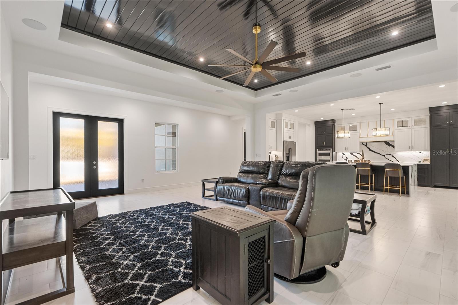 LAKE THOMAS POINTE - Residential