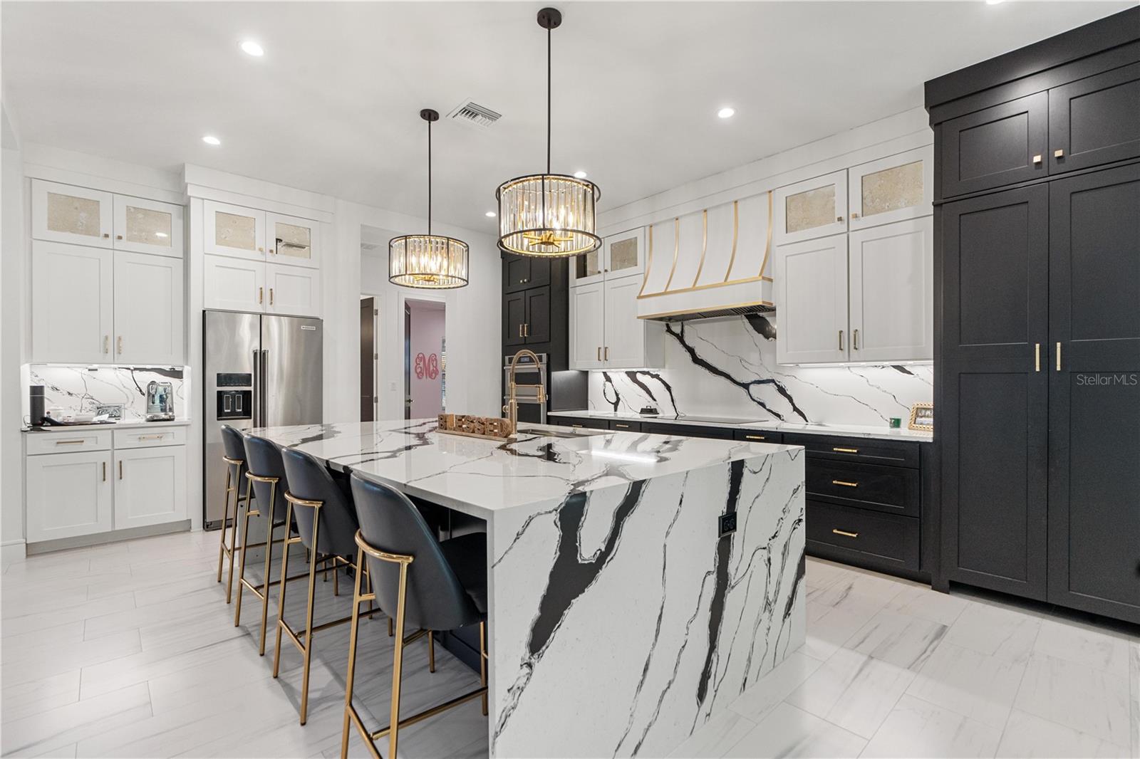 LAKE THOMAS POINTE - Residential