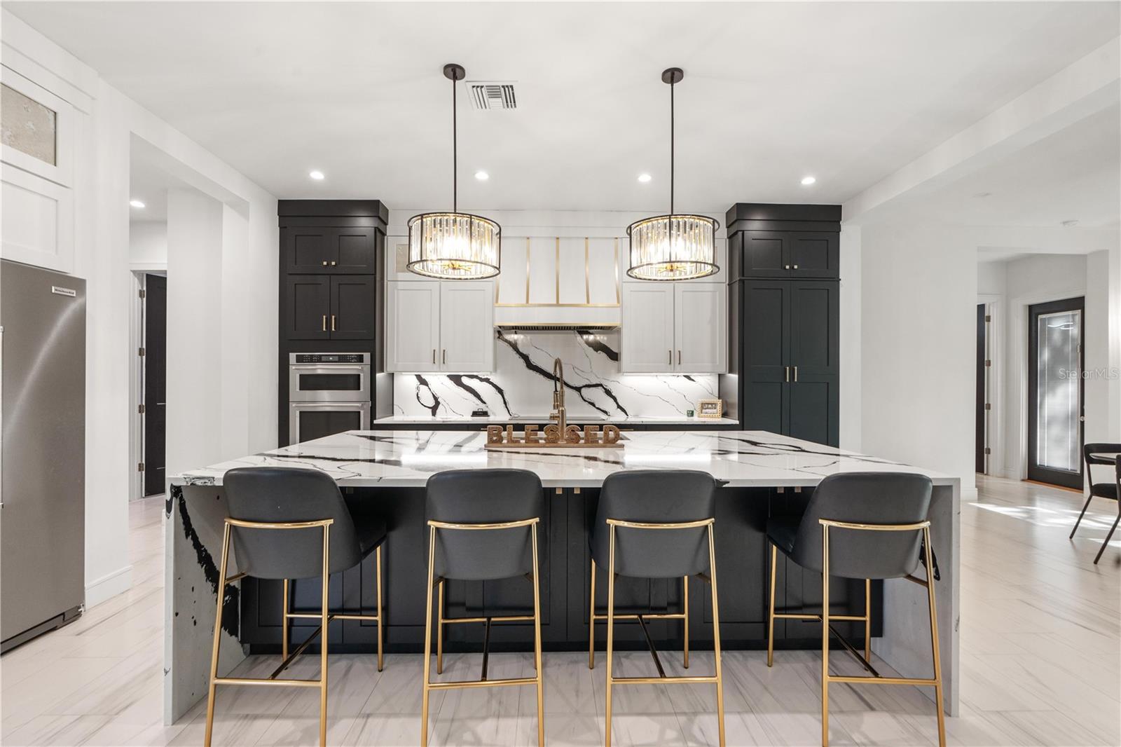 LAKE THOMAS POINTE - Residential