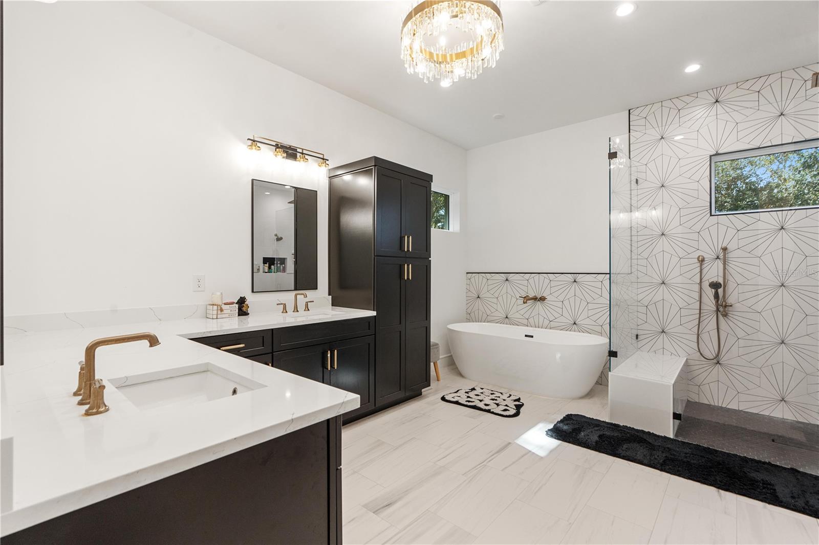 LAKE THOMAS POINTE - Residential