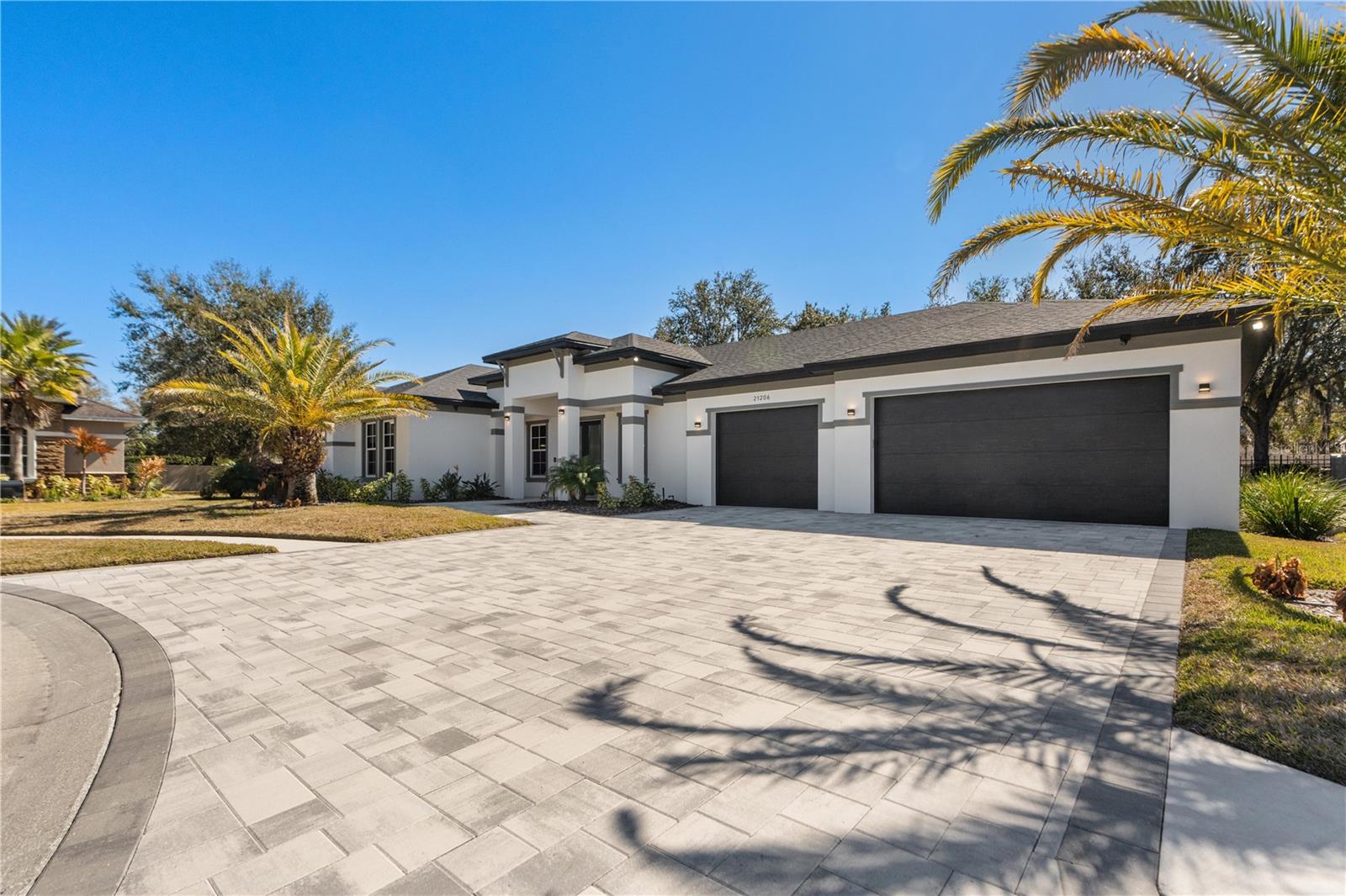 LAKE THOMAS POINTE - Residential