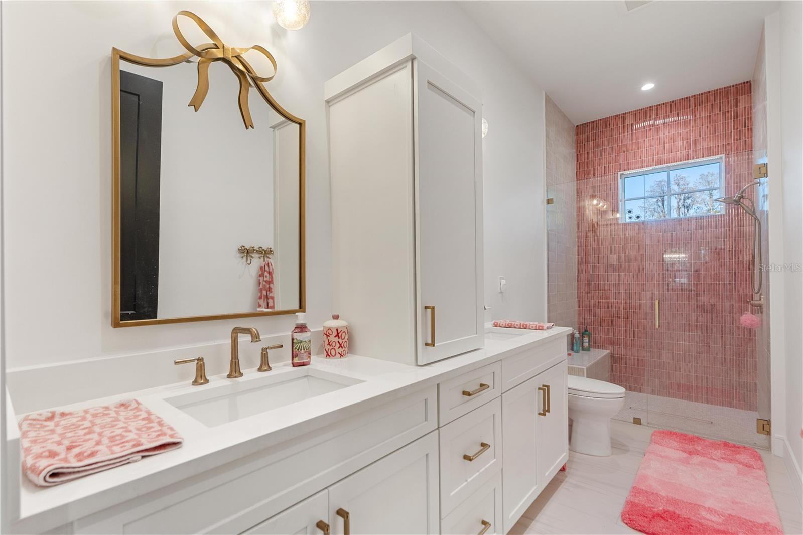 LAKE THOMAS POINTE - Residential