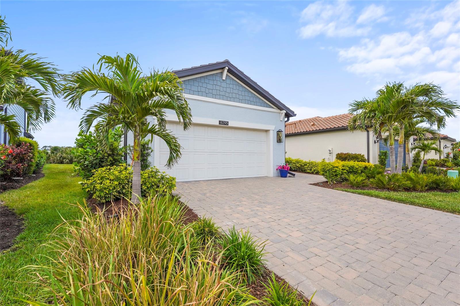 6295 CRESTED EAGLE LANE