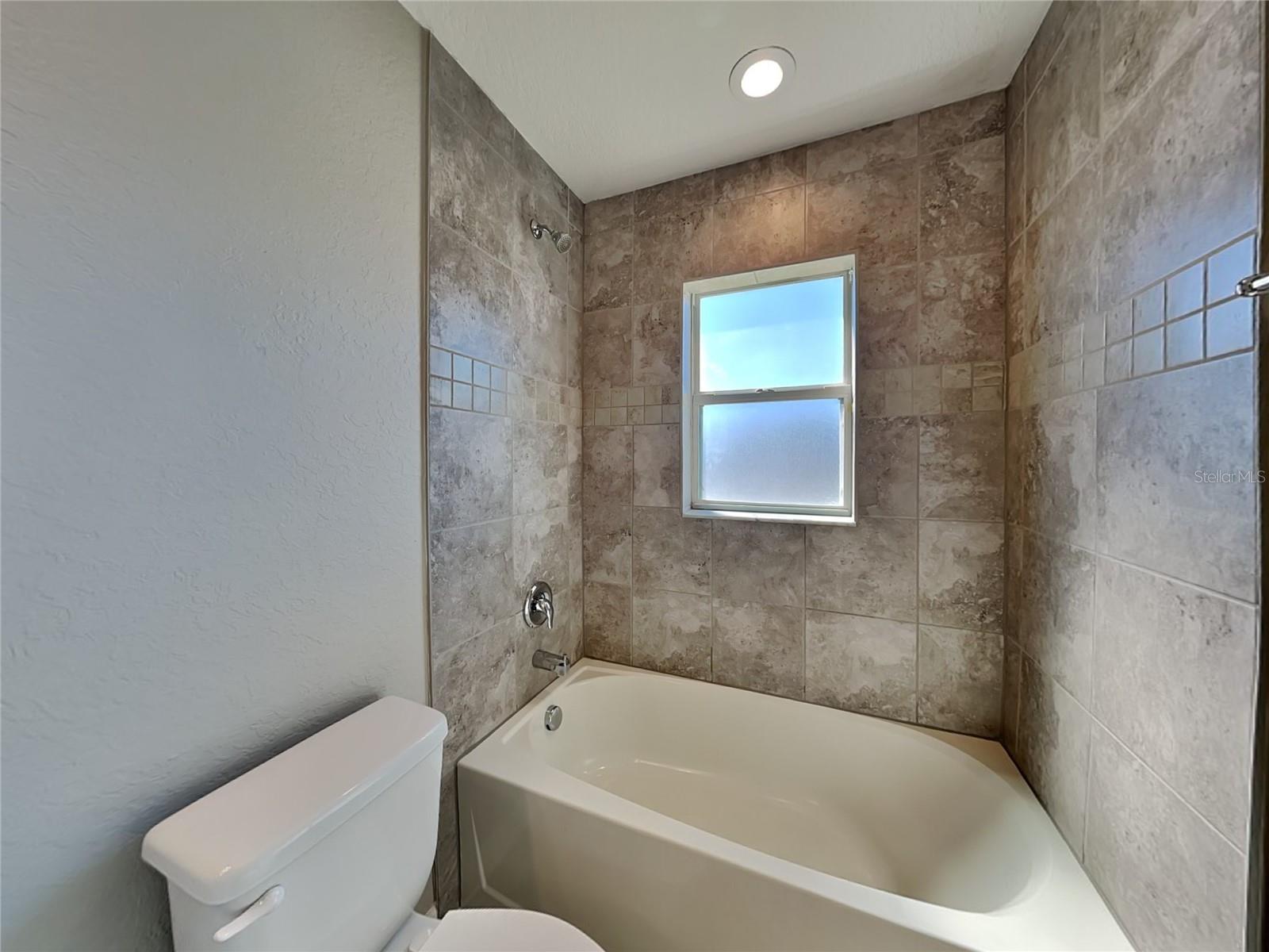 NORMANDY HEIGHTS 3B - Residential Lease