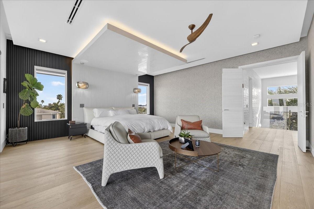 BOCA CIEGA ISLE - Residential