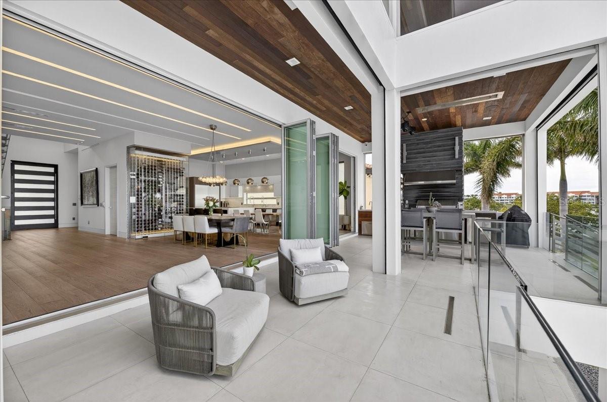 BOCA CIEGA ISLE - Residential