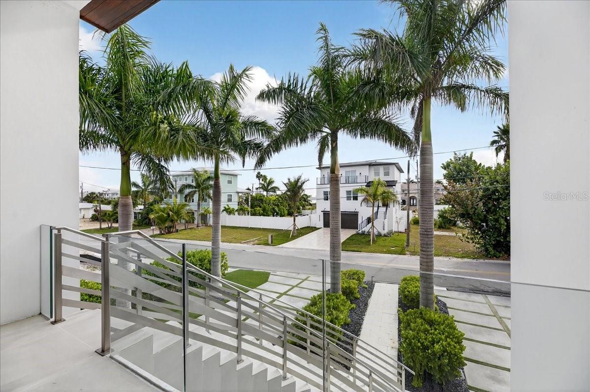 BOCA CIEGA ISLE - Residential