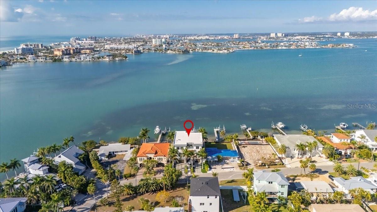 BOCA CIEGA ISLE - Residential