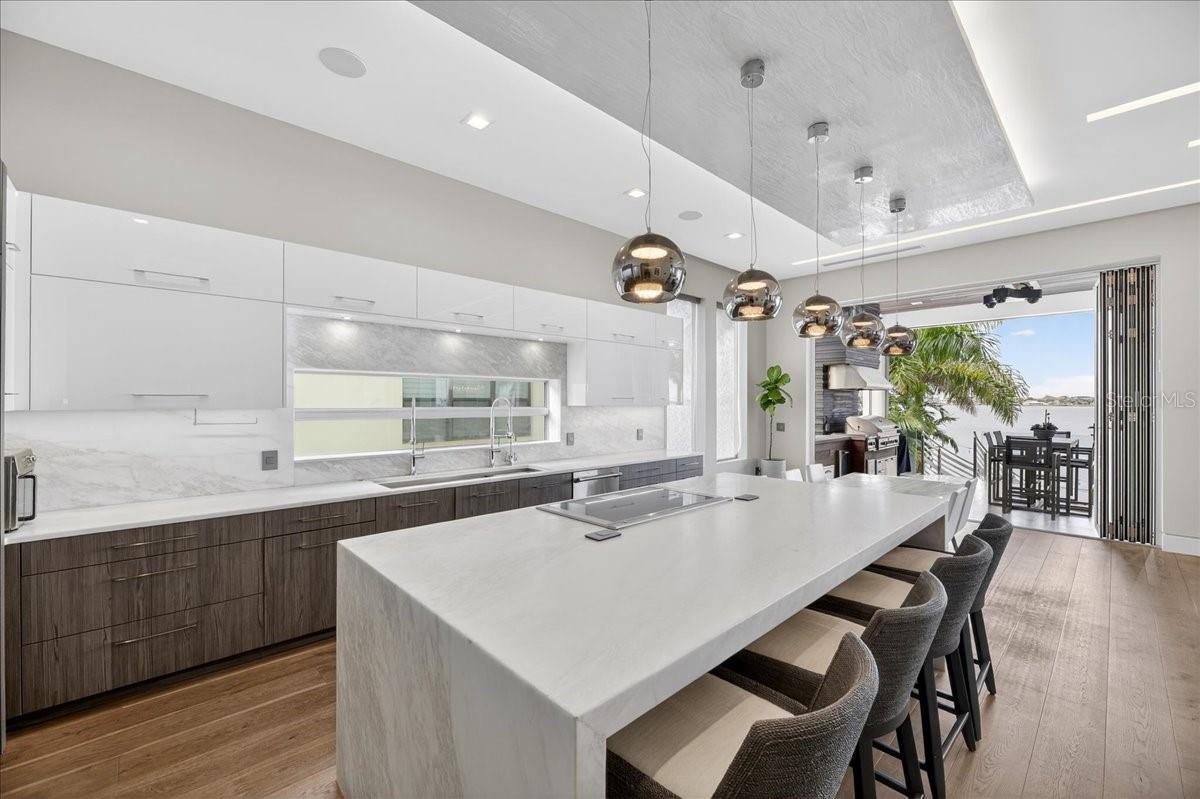 BOCA CIEGA ISLE - Residential