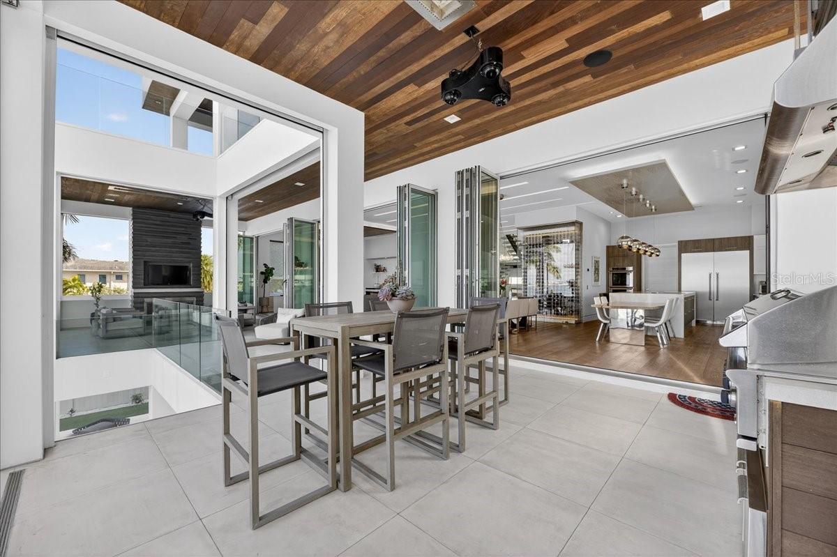 BOCA CIEGA ISLE - Residential