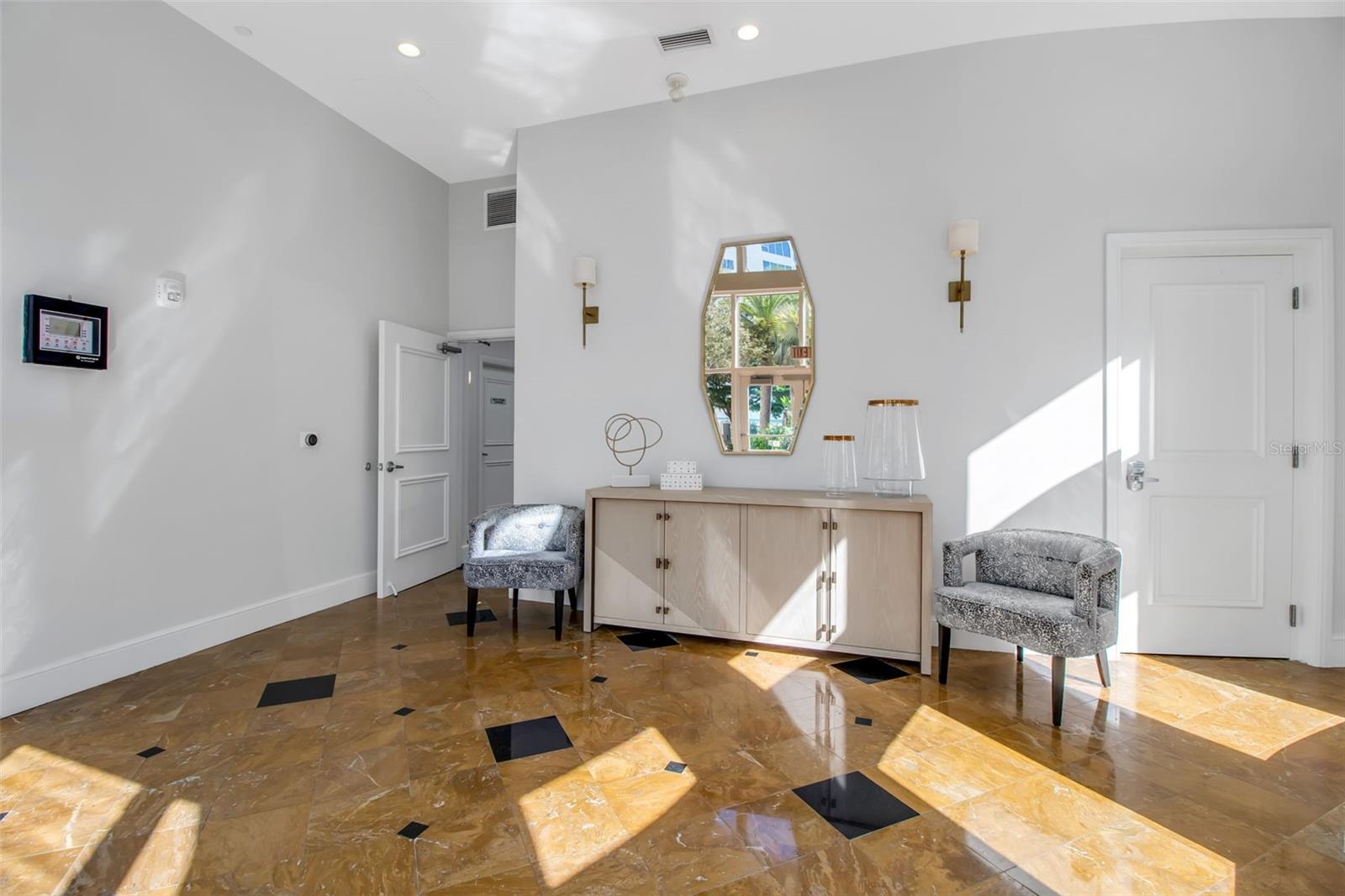 VISTA BAY POINT - Residential