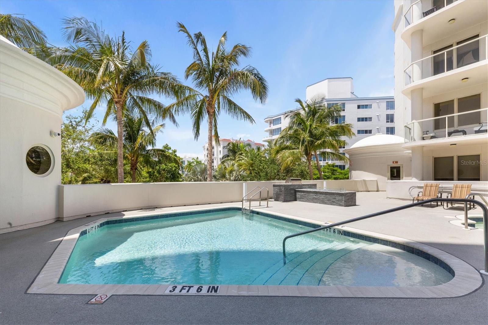 VISTA BAY POINT - Residential