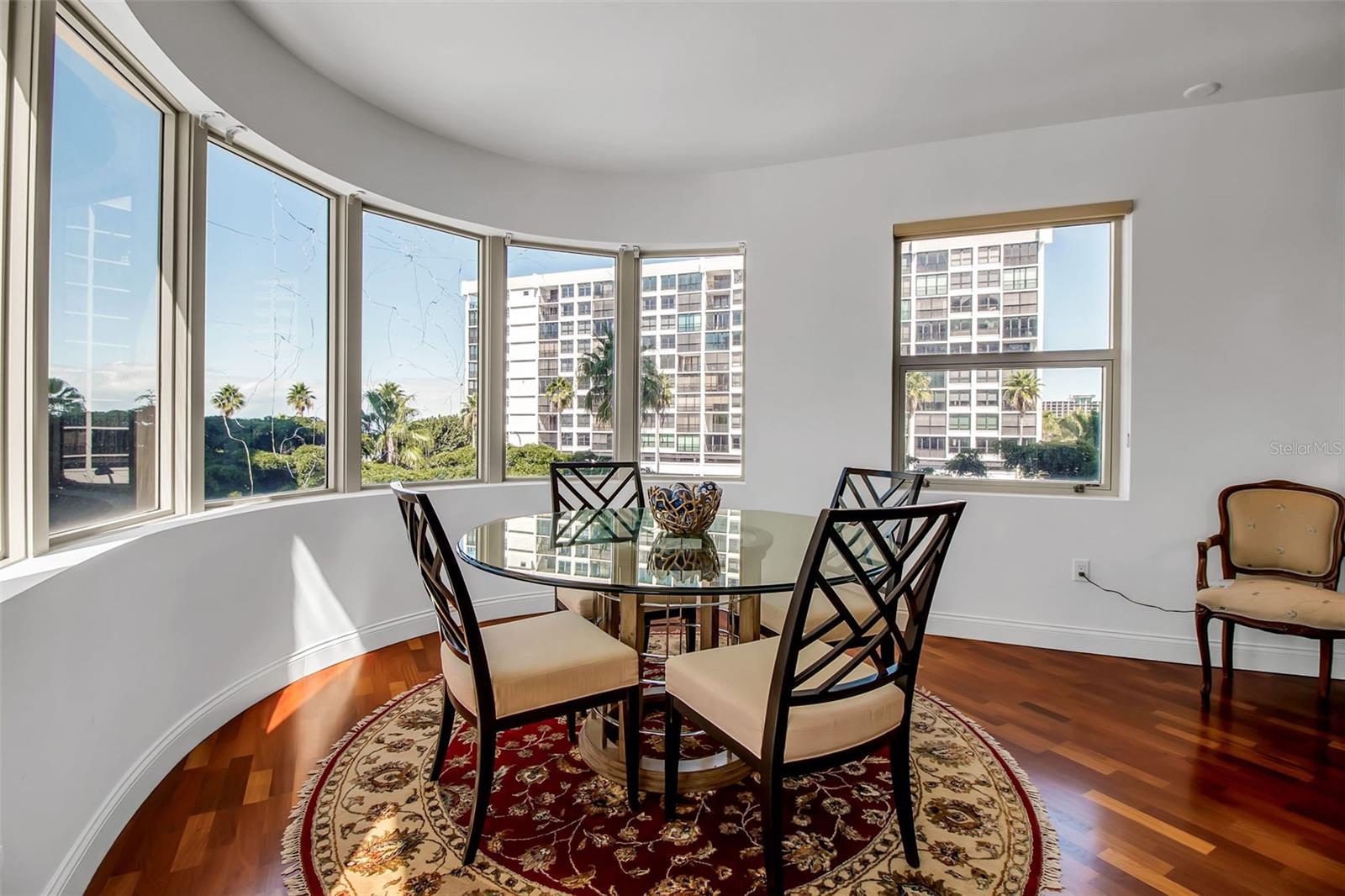 VISTA BAY POINT - Residential