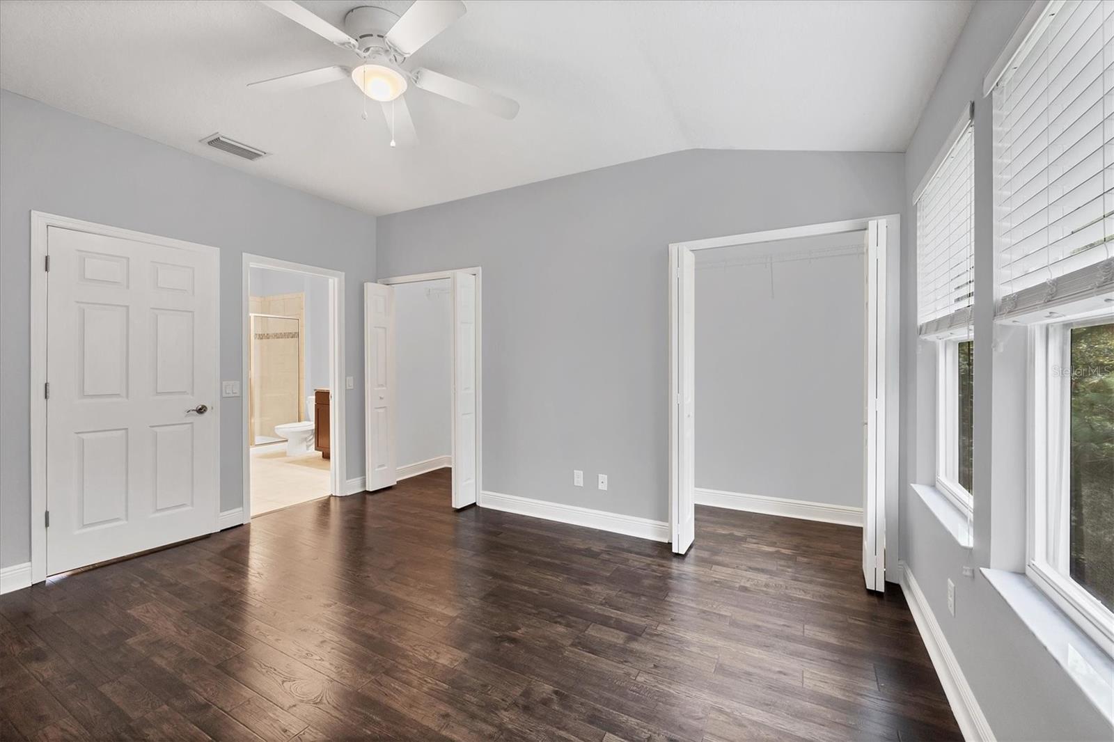 CREEKWOOD TOWNHOMES - Residential