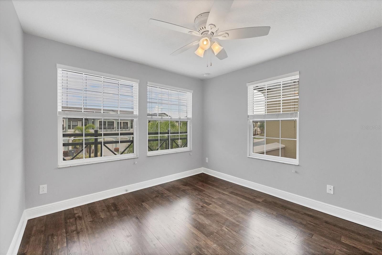 CREEKWOOD TOWNHOMES - Residential