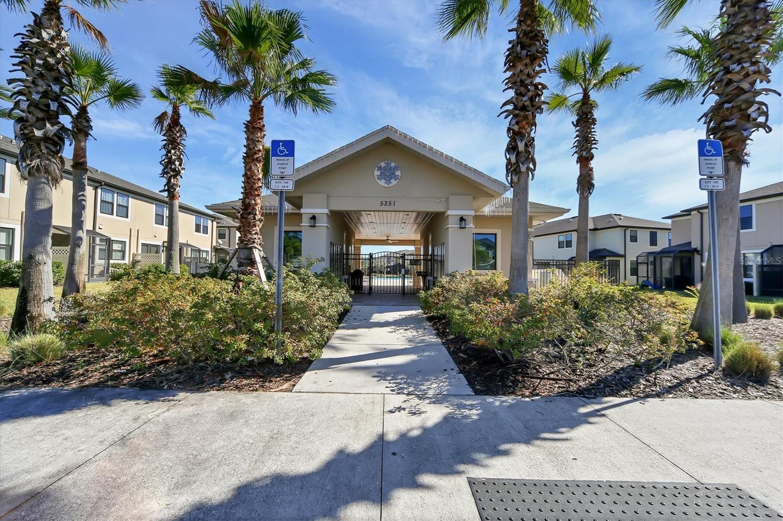 CREEKWOOD TOWNHOMES - Residential