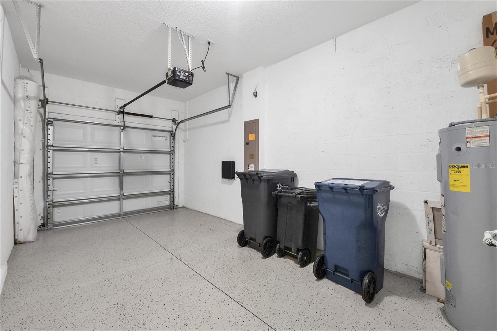 CREEKWOOD TOWNHOMES - Residential