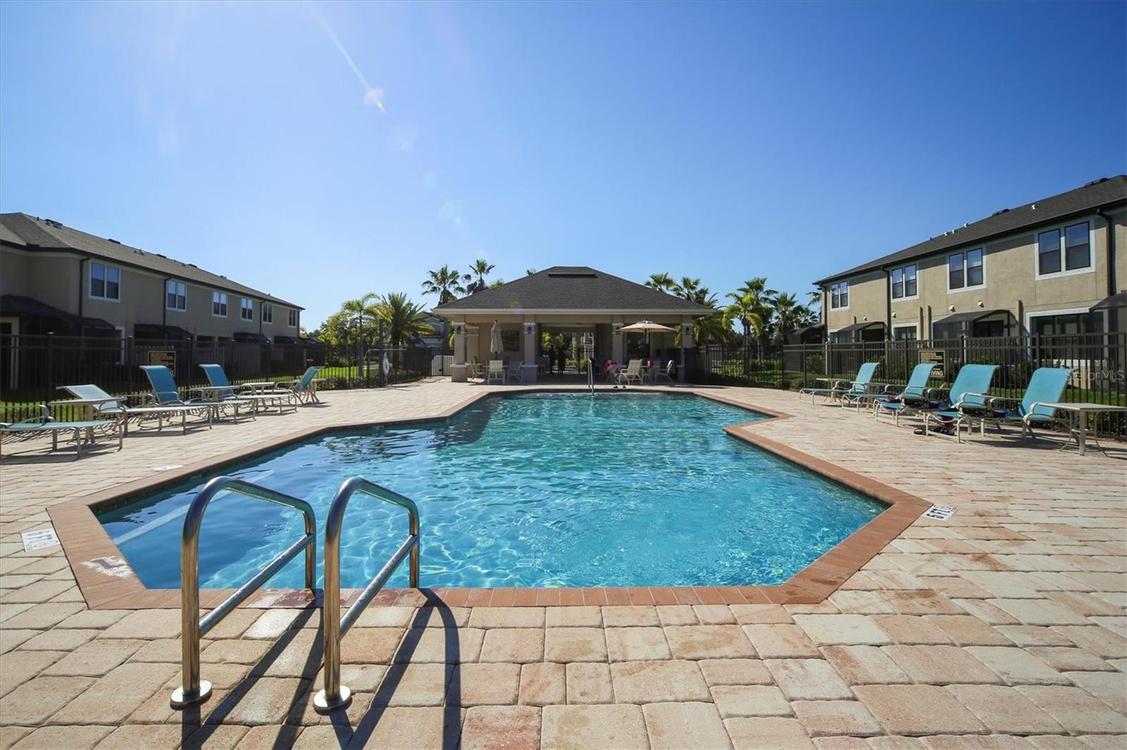 CREEKWOOD TOWNHOMES - Residential