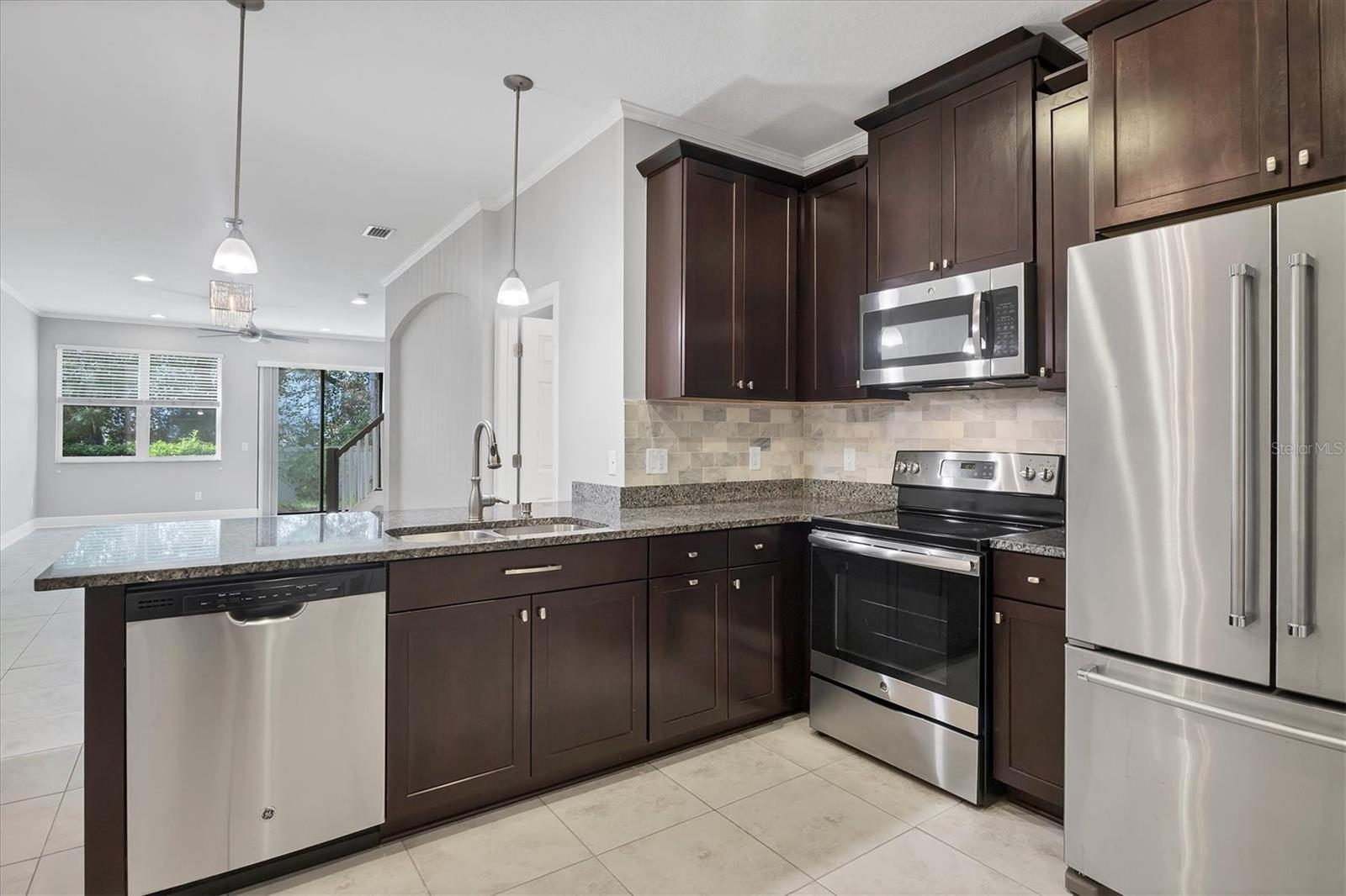 CREEKWOOD TOWNHOMES - Residential