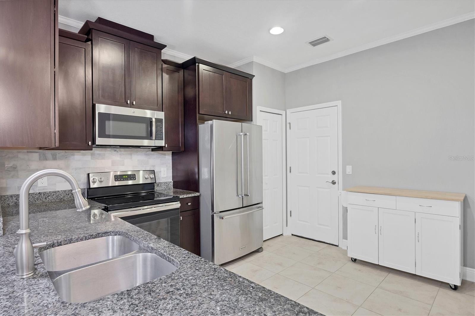 CREEKWOOD TOWNHOMES - Residential