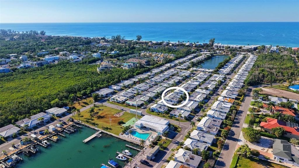 Photo of 738 El Centro, Longboat Key, FL 34228 (MLS # A4666864)