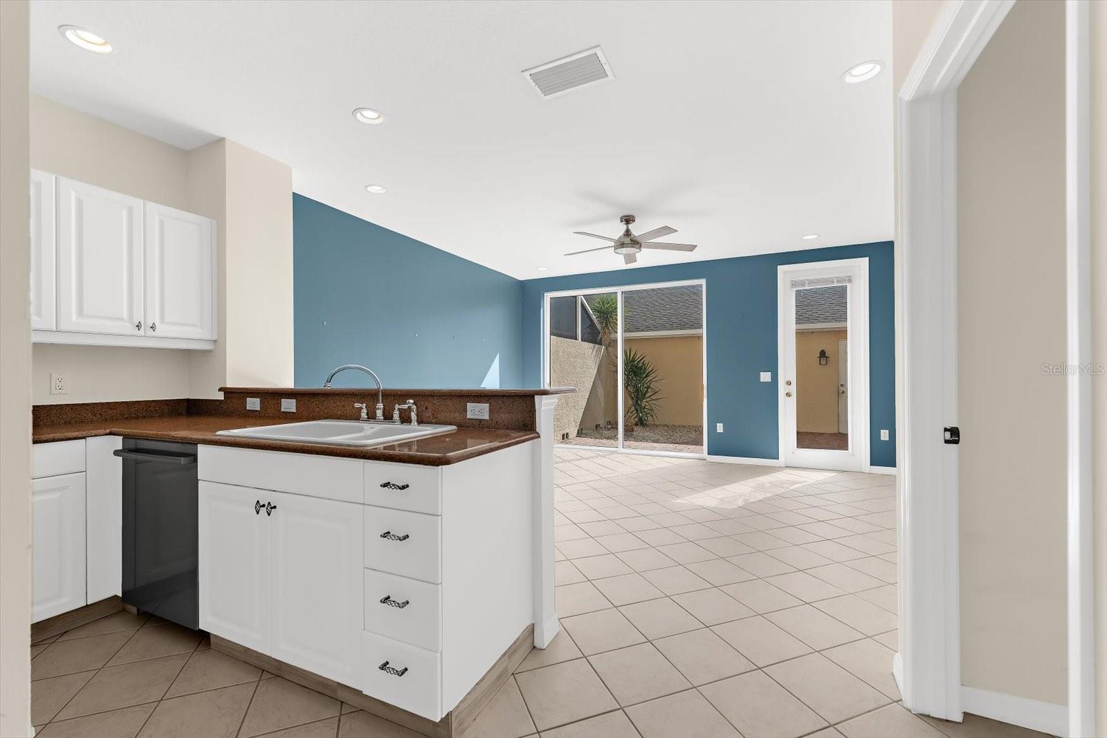 HARBORAGE ON BRADEN RIVER PH II - Residential