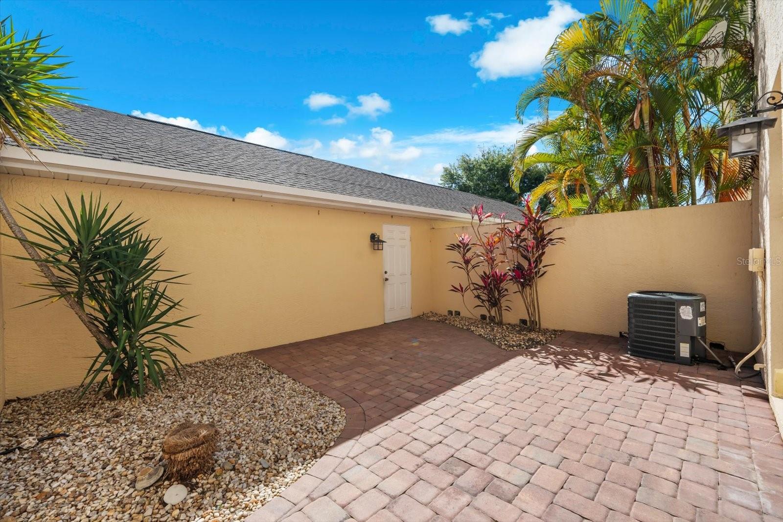 HARBORAGE ON BRADEN RIVER PH II - Residential