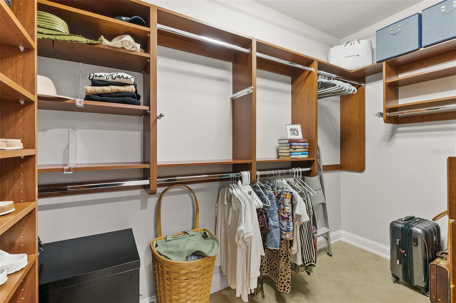 HAMMOCK DUNES - Residential