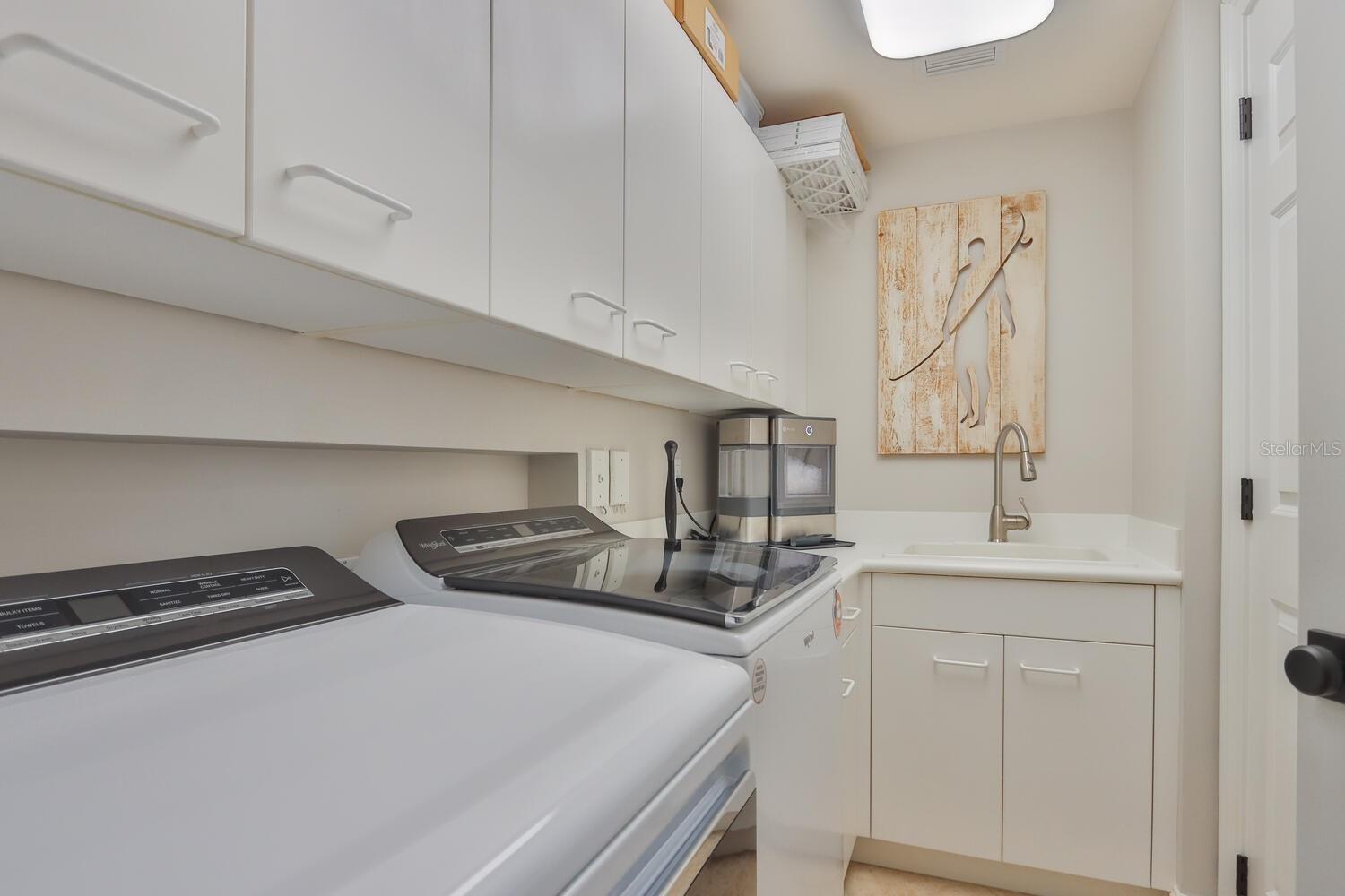 HAMMOCK DUNES - Residential