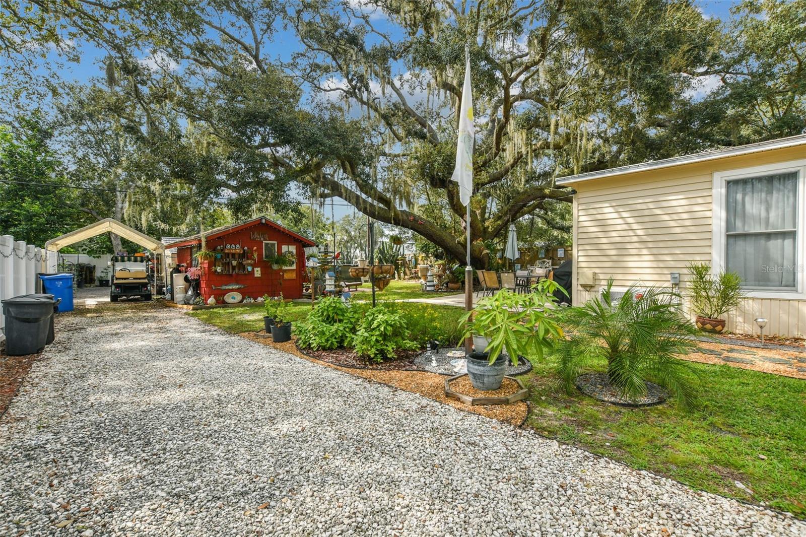 HOLIDAY CLUB - Residential