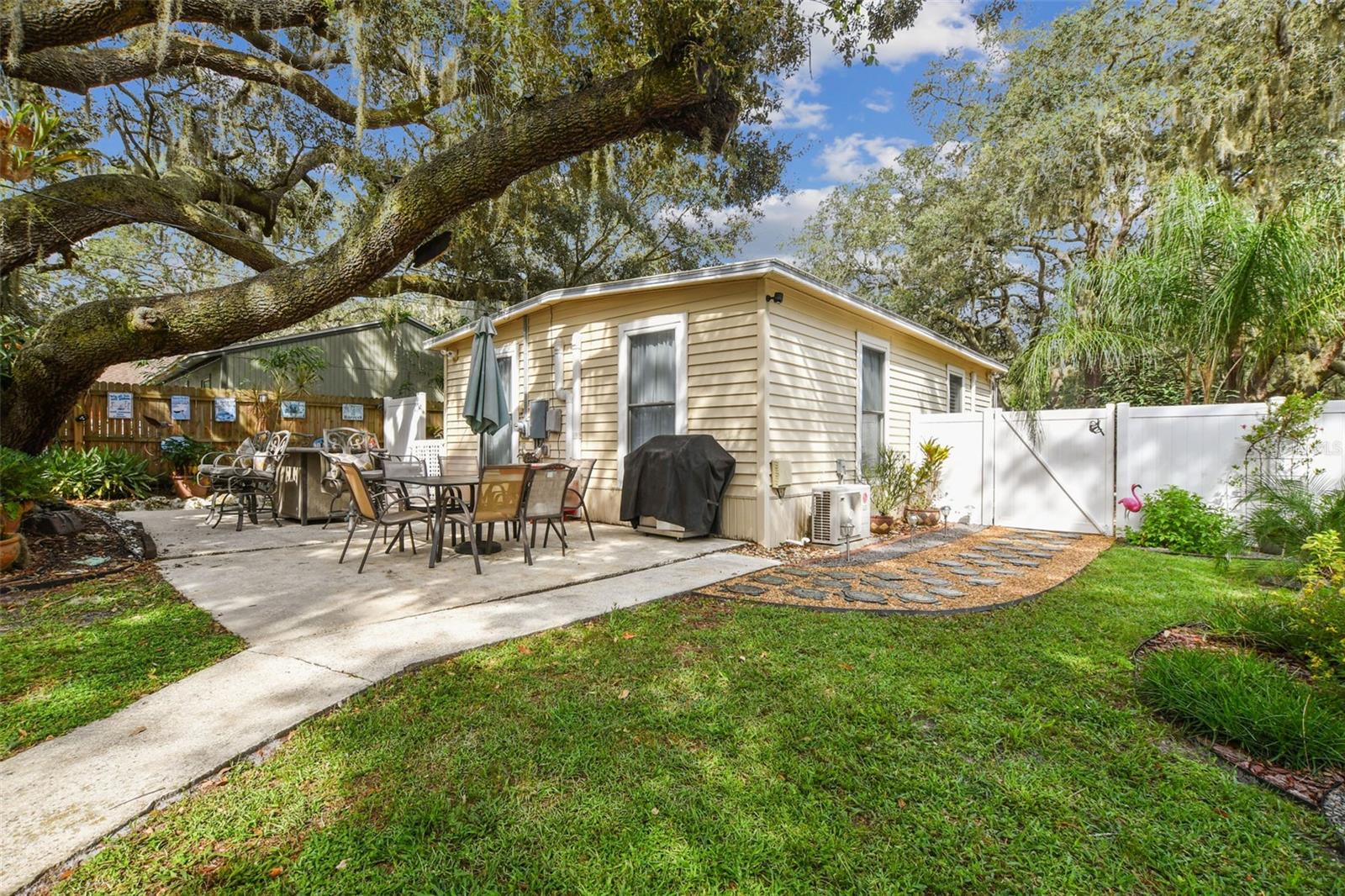 HOLIDAY CLUB - Residential