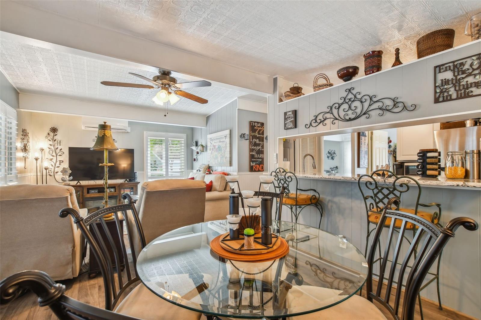 HOLIDAY CLUB - Residential