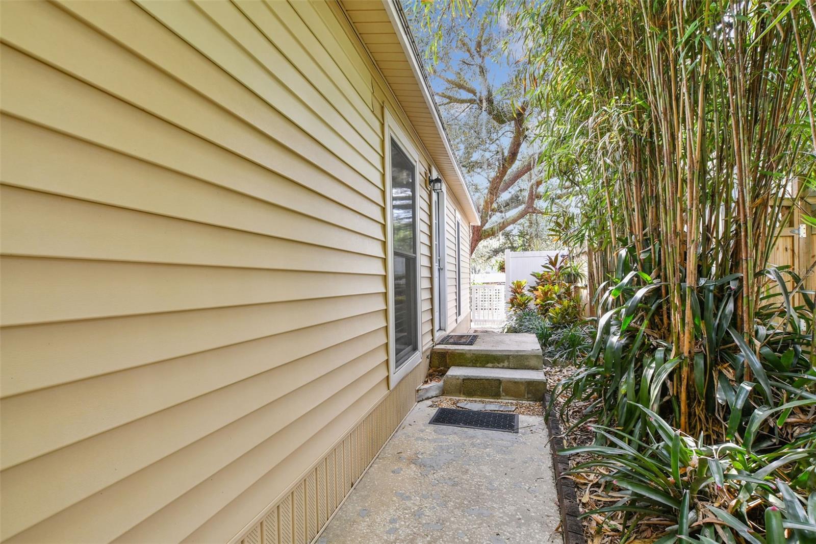 HOLIDAY CLUB - Residential