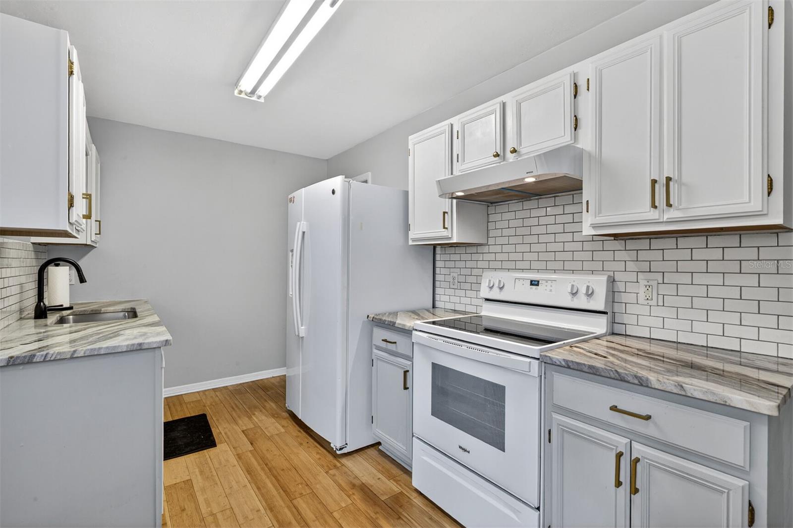 LENOX PLACE - Residential