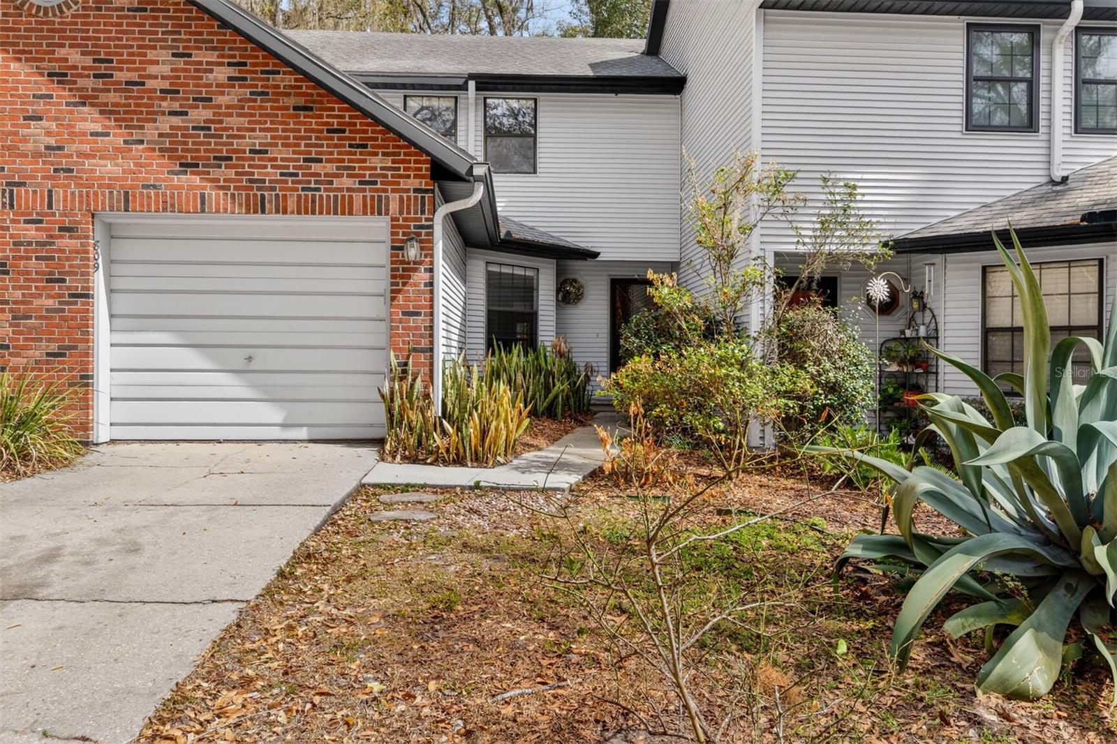 LENOX PLACE - Residential