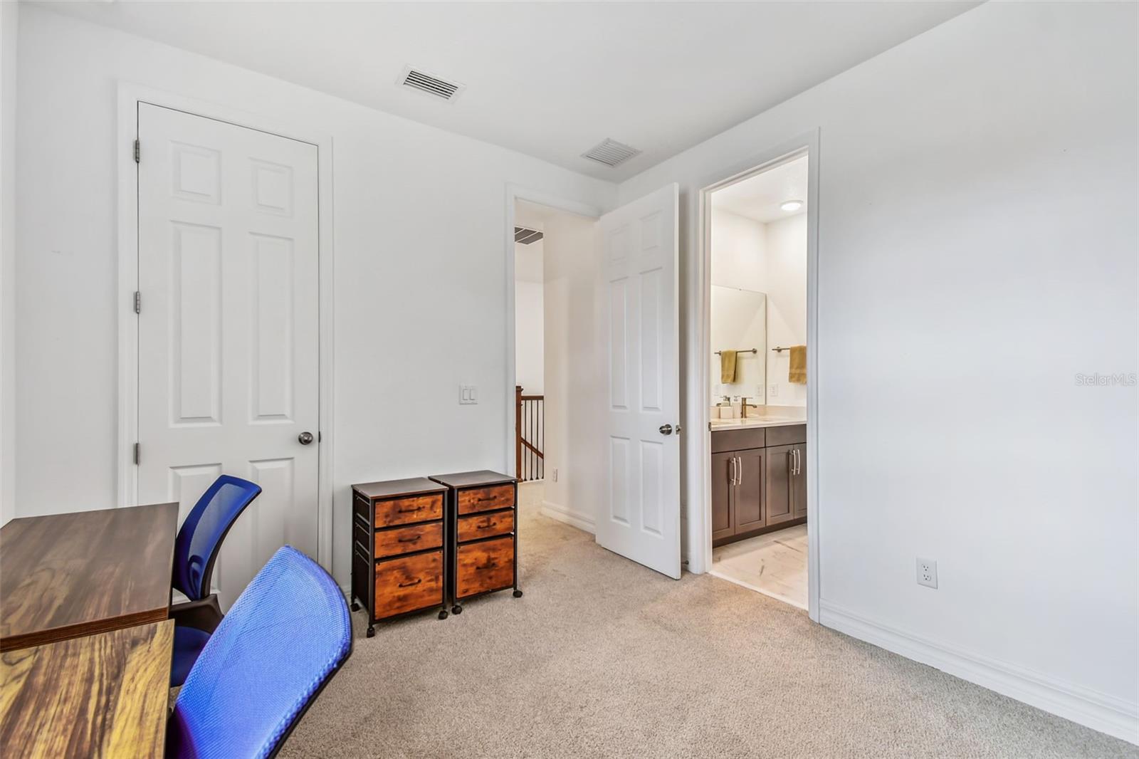 CELEBRATION ISLAND VILLAGE - Residential Lease