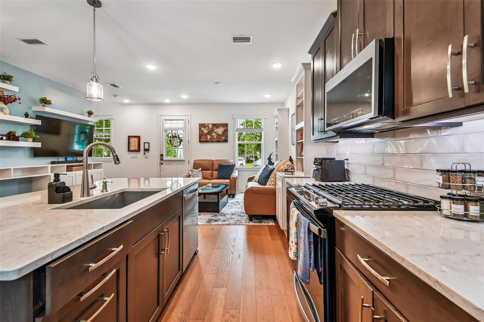 CELEBRATION ISLAND VILLAGE - Residential Lease