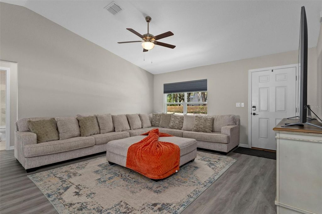 Photo of 13731 SW 102nd Place, Dunnellon, FL 34432 (MLS # OM723802)