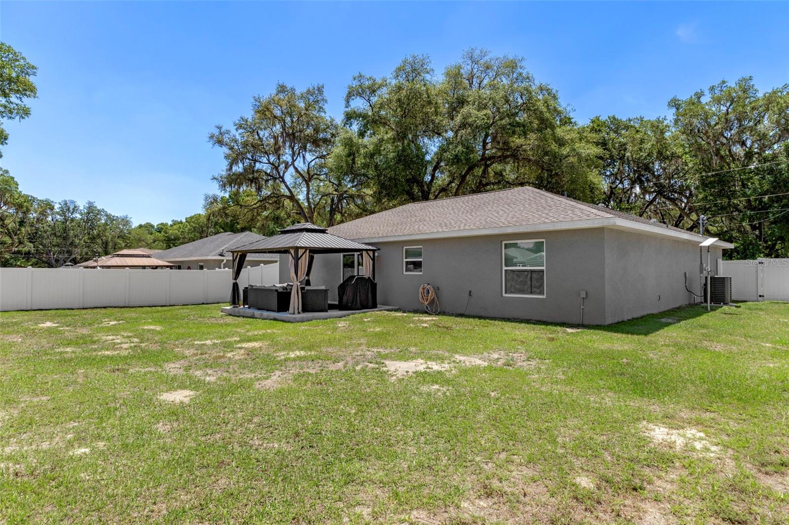 ROLLING RANCH ESTATE - Residential