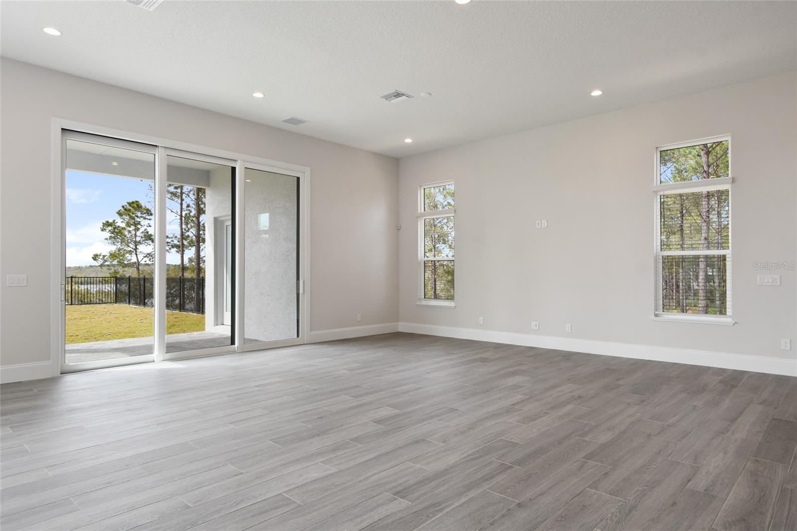 BELLA COLLINA SUB - Residential